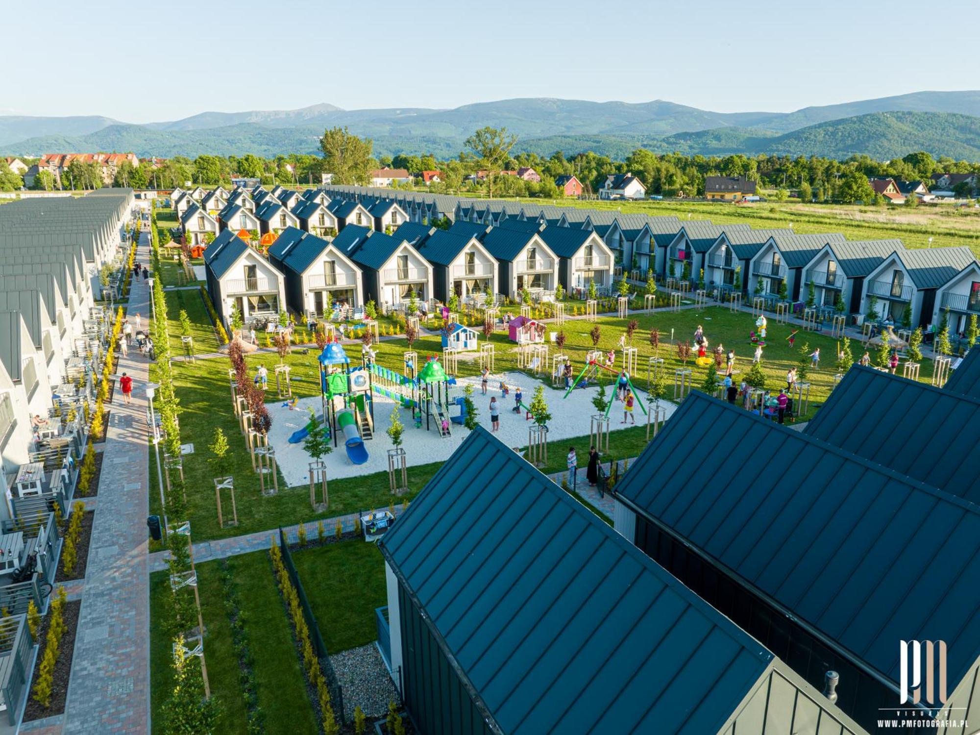 Holiday Park&Resort Cieplice Zdrój Jelenia Góra Exterior foto